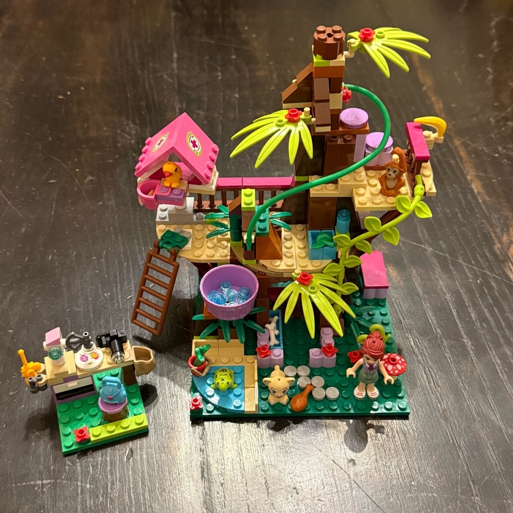 LEGO Friends Jungle Tree Sanctuary - 41059